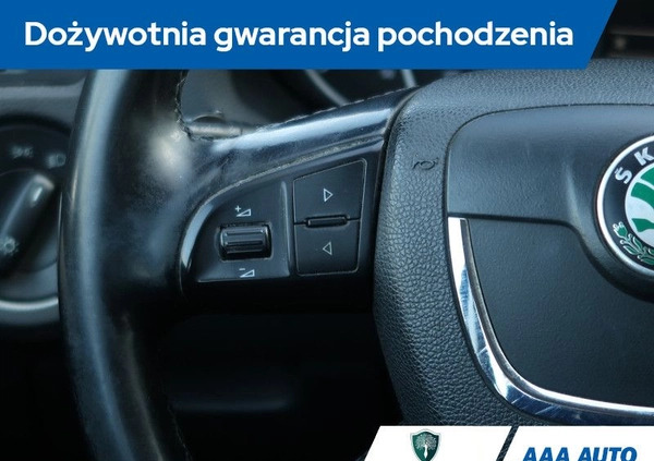 Skoda Octavia cena 14000 przebieg: 297747, rok produkcji 2010 z Jabłonowo Pomorskie małe 254